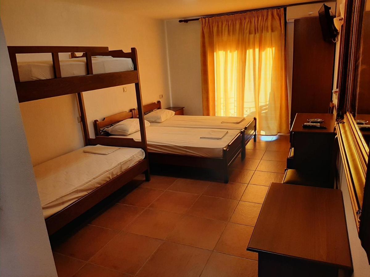 Hotel Kosmas Sarti Exterior photo