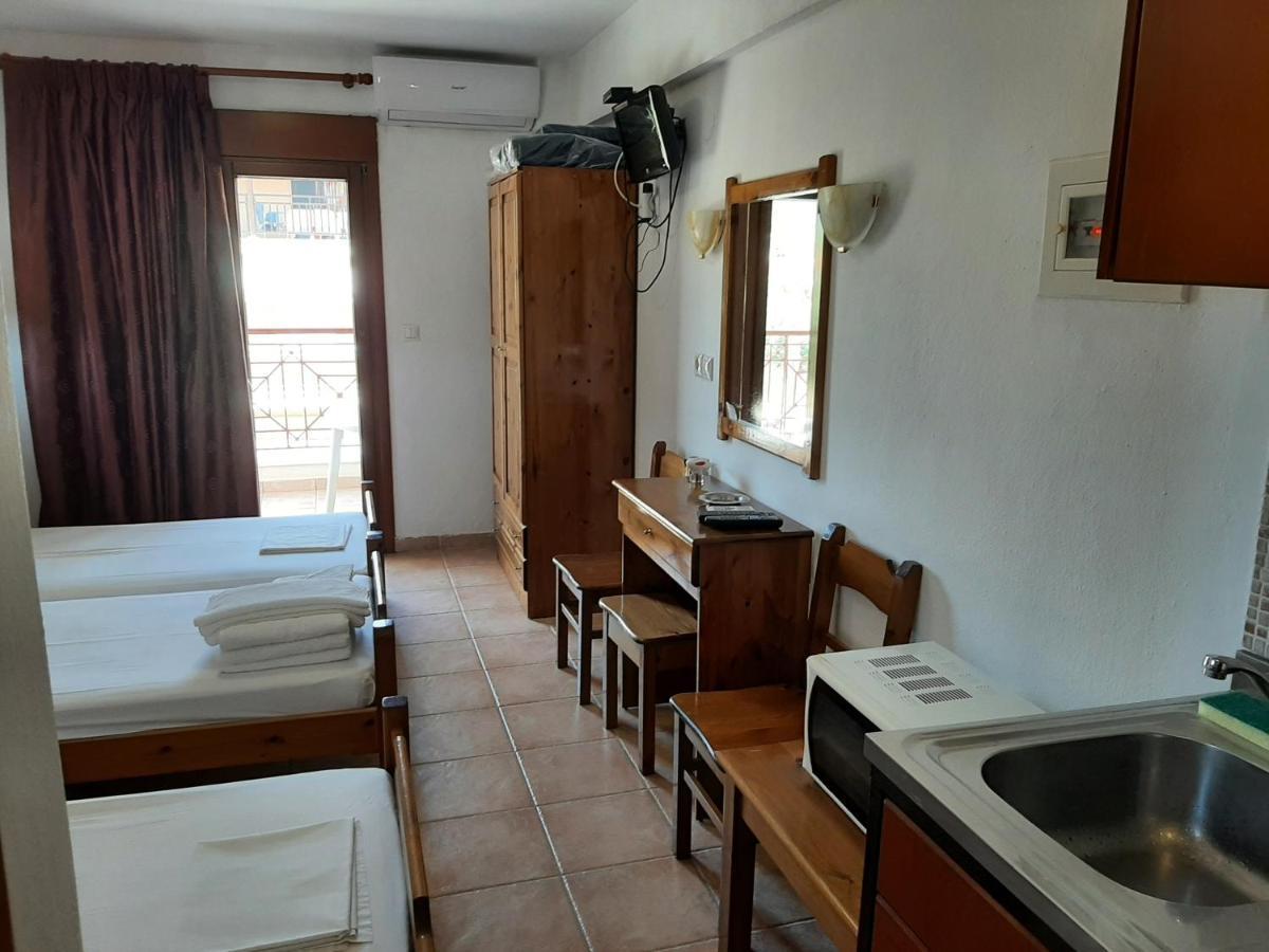Hotel Kosmas Sarti Exterior photo