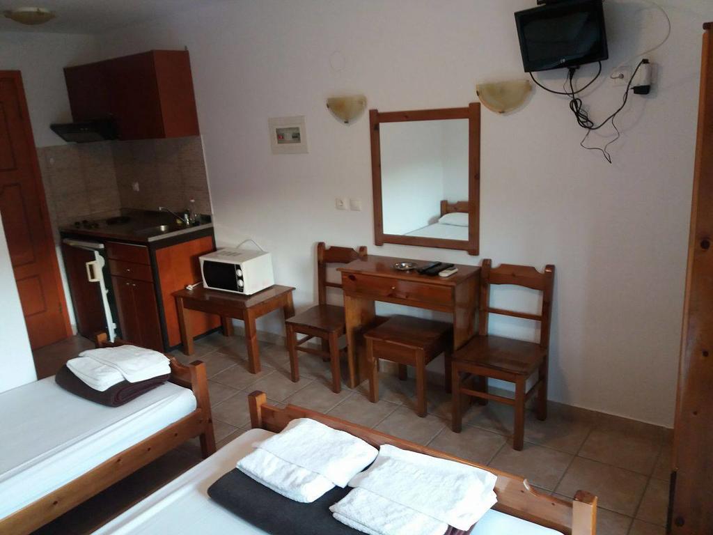 Hotel Kosmas Sarti Exterior photo