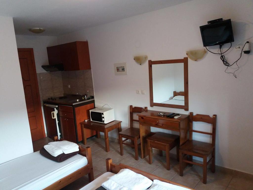 Hotel Kosmas Sarti Exterior photo