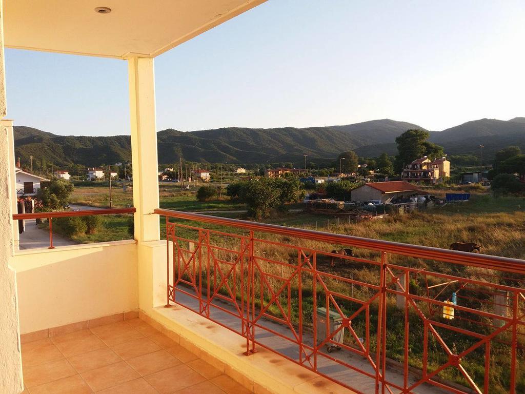 Hotel Kosmas Sarti Exterior photo